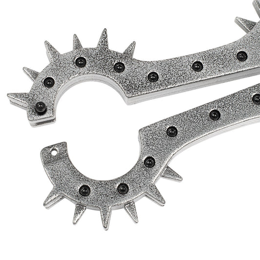 Heavy duty metal BDSM wrist restraint with fixed spreader bar