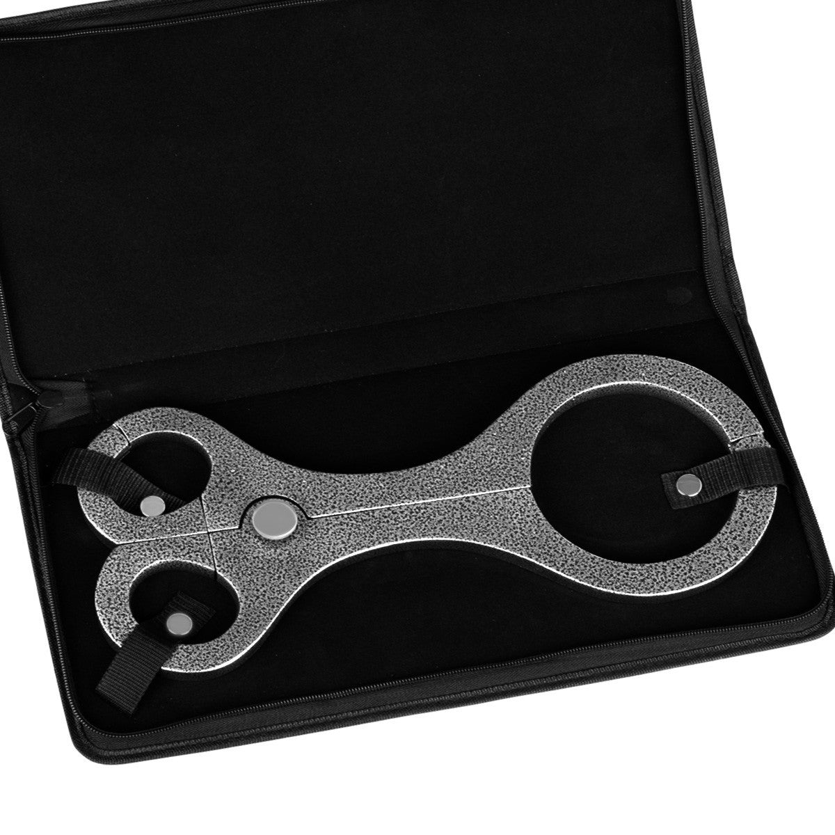 Heavy duty metal neck and wrist restraint with 120mm collar